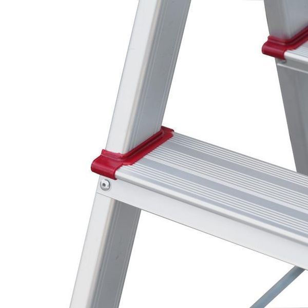 Стремянка алюминиевая двусторонняя 5 ступ., высота 1,09 м INTERTOOL LT-1105 LT-1105 фото